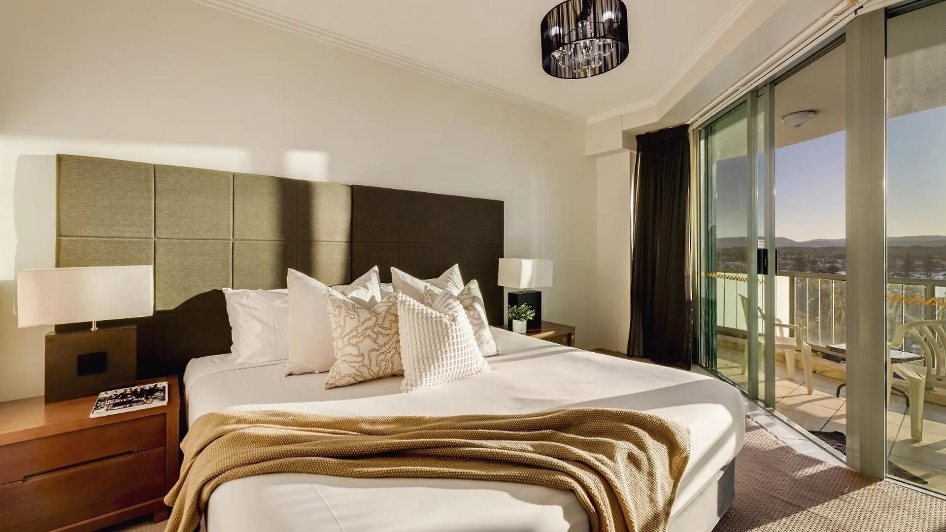 Holiday Holiday Sun City Apartments Gold Coast 4*,