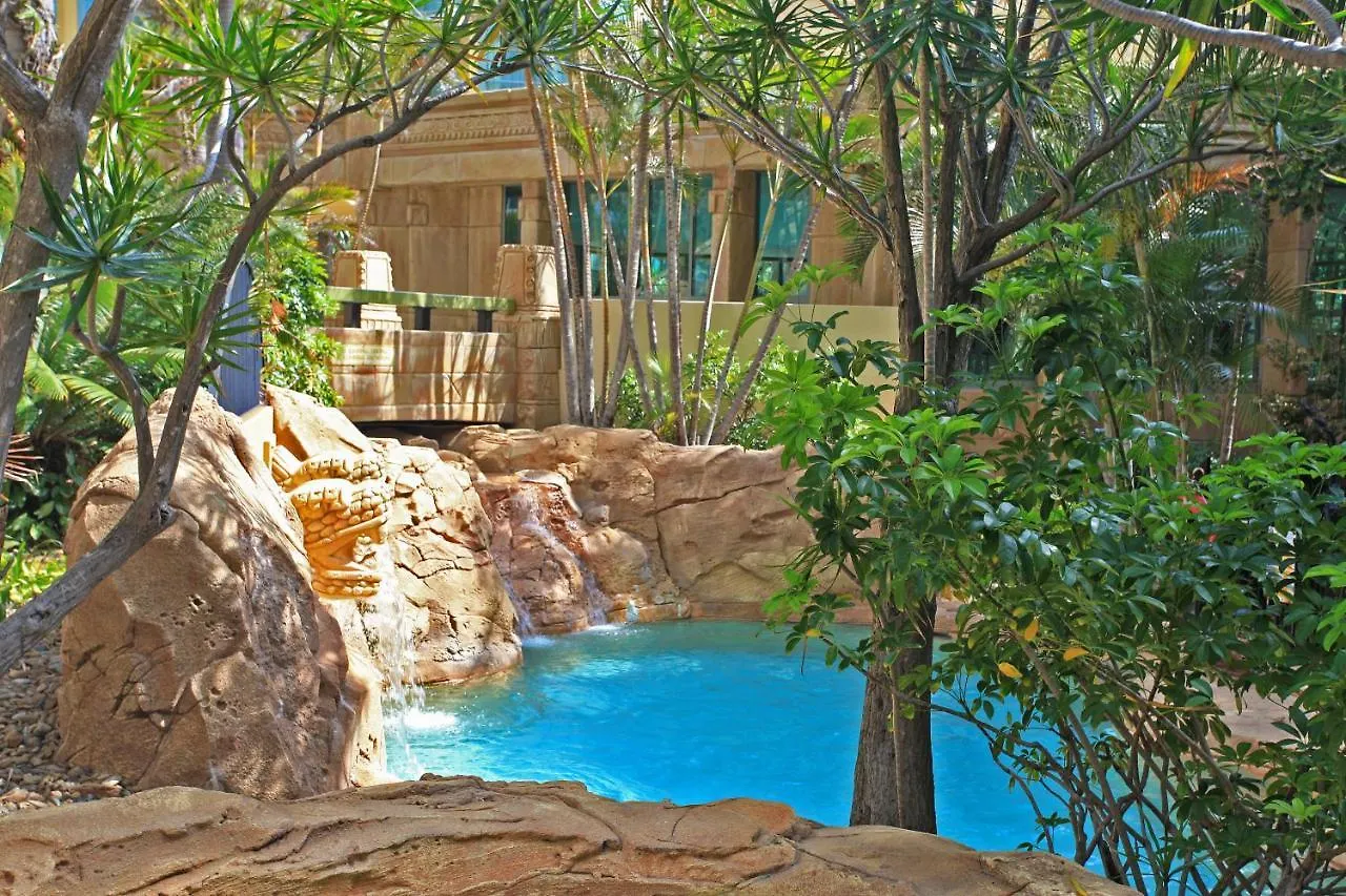**** Apartahotel Holiday Holiday Sun City Apartments Gold Coast Australia